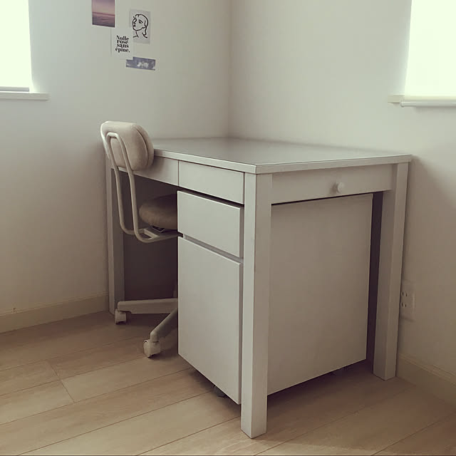 無印良品の机/無印良品/娘の部屋/ペイントリメイク/机のペイント...などのインテリア実例 - 2021-09-05 22:16:57