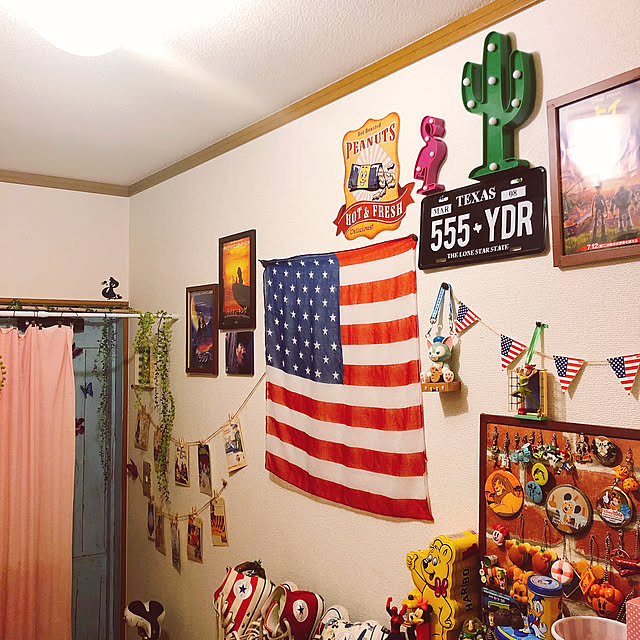 Room Tour] You can create style even in an old room! - YouTube