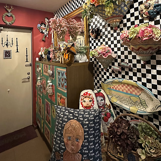 玄関/入り口/Mackenzie-childs/玄関ディスプレイ/壁紙屋本舗/アートのある暮らし...などのインテリア実例 - 2026-06-06 09:59:40