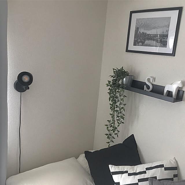 shoroomのイケア-IKEA イケア ウォールランプ ブラック 黒 n30357381 SKURUP スクルプ インテリア 照明器具 壁掛け照明 ブラケットライト おしゃれ シンプル 北欧 かわいいの家具・インテリア写真