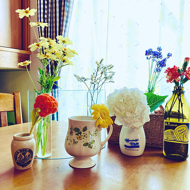お花のある暮らし/プチプラインテリア/リメイク瓶/シール貼っただけ。/かご...などのインテリア実例 - 2021-06-22 14:29:10