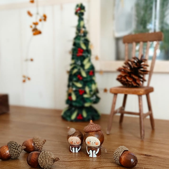 クリスマス どんぐりのおしゃれなアレンジ・飾り方のインテリア