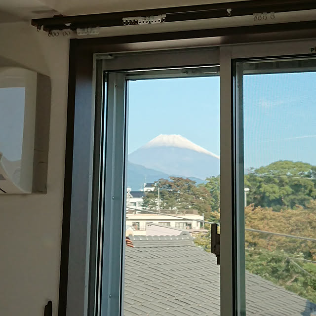 ベッド周り/Low-Eガラス/富士山が見える部屋/寝室から１枚♪/狭い家で楽しむ...などのインテリア実例 - 2017-10-26 08:12:10