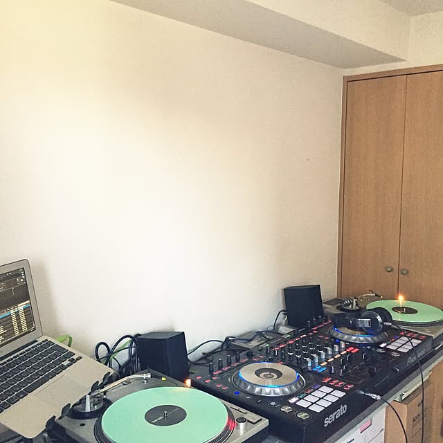 ベッド周り/Pioneer DDJ-SZ/Technics SL1200 MK3/DJブース/Macのある部屋...などのインテリア実例 - 2015-10-25 13:07:43