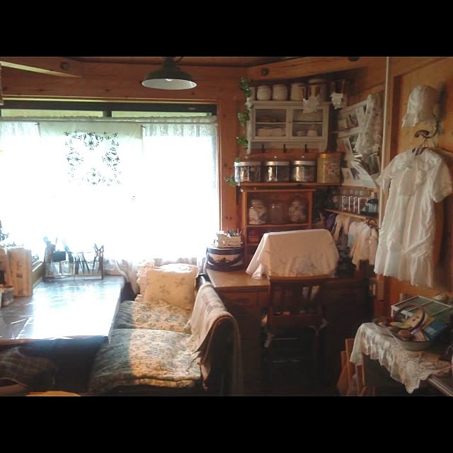 アトリエ♫*･｡，･♡/向かって右側の机は/向かって左側の机は/部屋全体/アンティーク...などのインテリア実例 - 2014-06-17 08:42:43