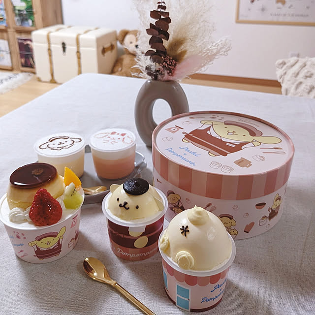 ポムポムプリン テーブル 画像でご確認ください 机 デスク 中古 ポムポムプリン テーブル 画像でご確認ください 机 デスク 中古
