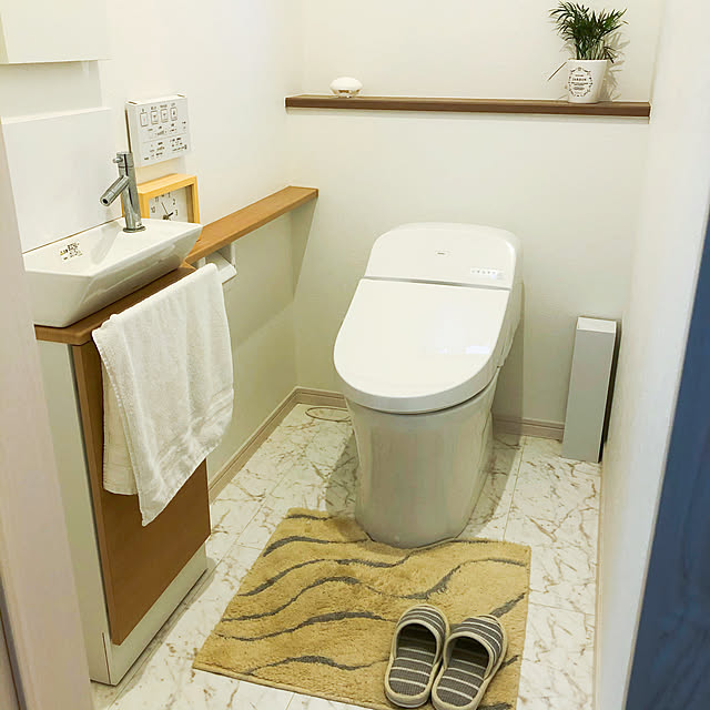 観葉植物/ニトリの時計/トイレマット/トイレ/TOTO...などのインテリア実例 - 2020-09-04 14:42:16