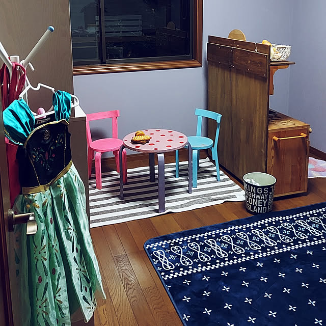 部屋全体/家族４人で暮らす/娘の部屋/ペンキ塗り/こどもと暮らす...などのインテリア実例 - 2023-01-09 18:54:44