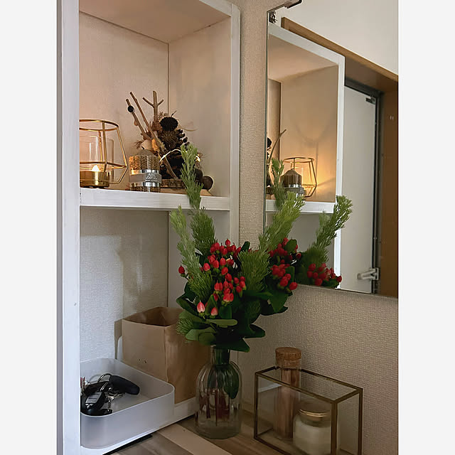 玄関/入り口/赤い実/クリスマスディスプレイ/ナチュラルインテリア/シンプルに...などのインテリア実例 - 2024-11-15 09:08:30