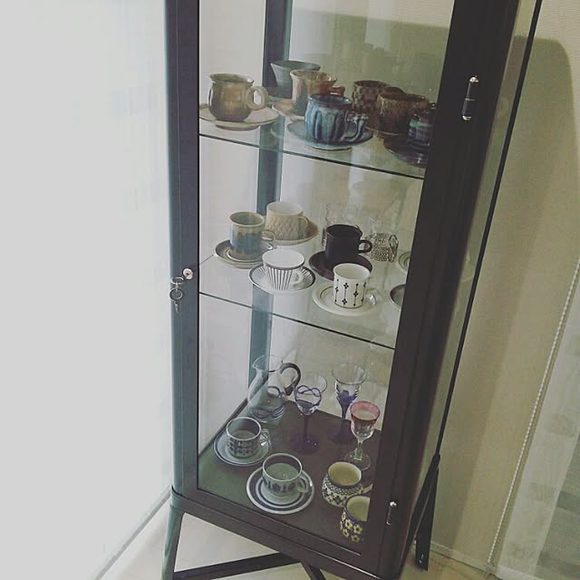IKEAのガラスキャビネットのおすすめ商品とおしゃれな実例 IKEAのガラスキャビネットのおすすめ商品とおしゃれな実例