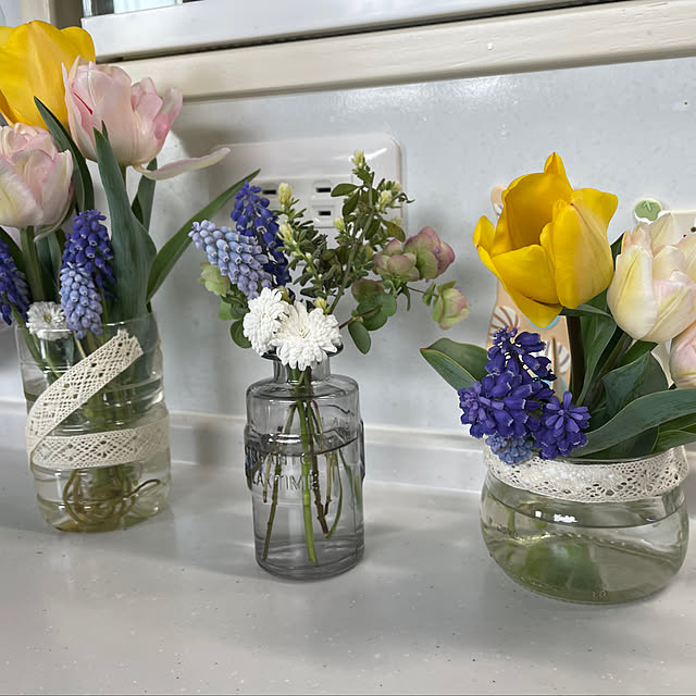 オレガノケントビューティー/ペットボトルリメイク/セリアの花瓶/ムスカリ咲いた♡/チューリップ咲きました♡...などのインテリア実例 - 2023-04-02 21:23:10
