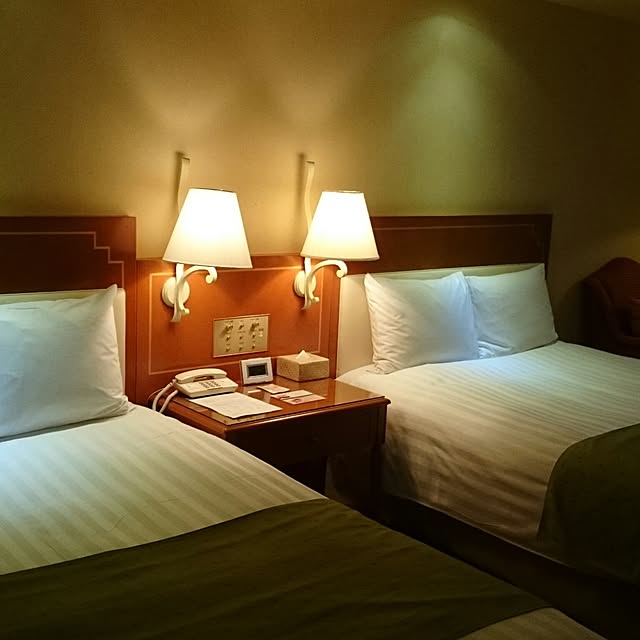 ベッド周り/参考にさせていただきました。/自分の部屋ではありません/しろ/ホテル...などのインテリア実例 - 2017-02-18 05:46:07