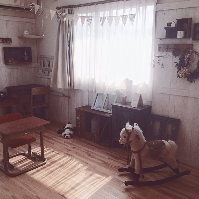 部屋全体/学校机/木馬/セリア/雑貨...などのインテリア実例 - 2015-04-22 10:12:00
