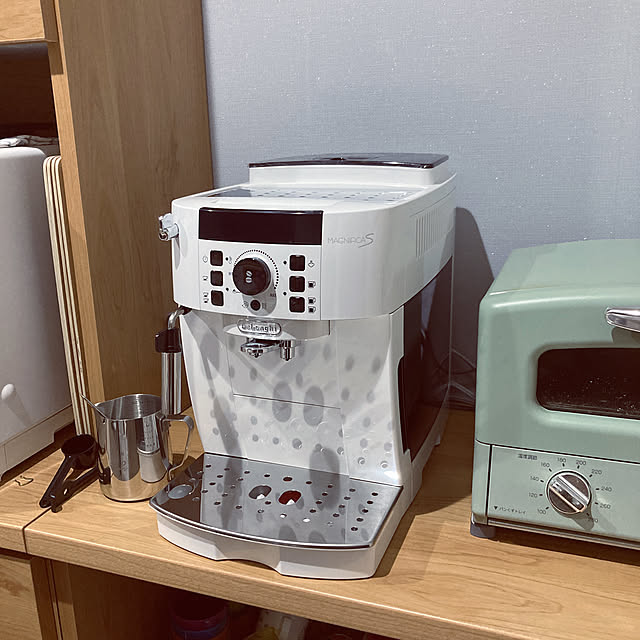 ホワイト家電/コーヒー好き♡/コーヒー/コーヒーマシン/アクセントカラー...などのインテリア実例 - 2021-06-28 21:35:53