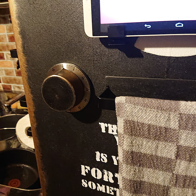 Tackunの山崎実業-tower タワー(山崎実業) マグネットバスルームタオルハンガー タワー MAGNET BATHROOM RACK タオル掛け 収納 整理 浴室の家具・インテリア写真