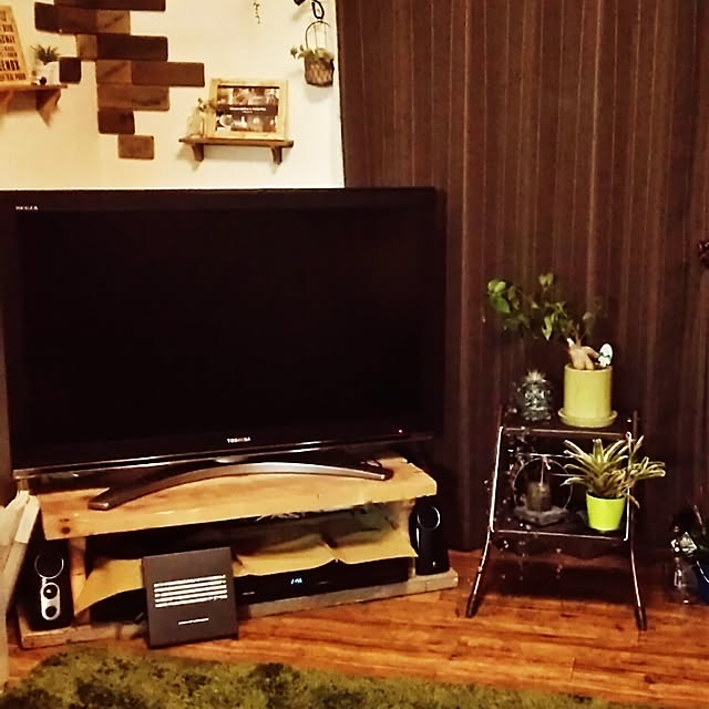 部屋全体/手作り家具/TV台/足場板/アンティーク風...などのインテリア実例 - 2016-02-16 22:02:34