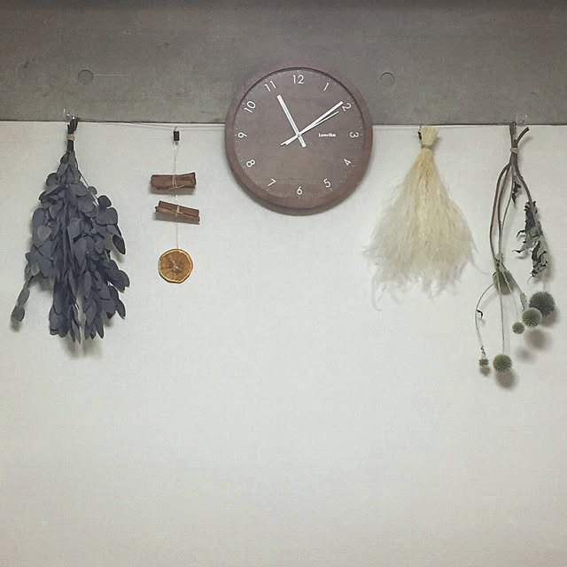 壁/天井/時計はビックカメラで買いました/フェザーグラス/バランスってむずかしい/アザミドライ...などのインテリア実例 - 2017-09-29 23:27:58
