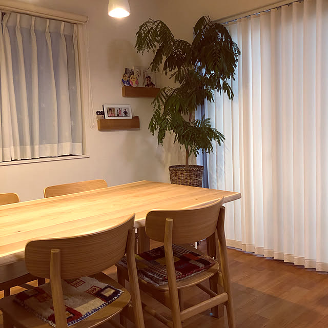 ギャッベ座布団/観葉植物/IKEA/無印良品/机のインテリア実例 - 2020-02-20 21:06:37