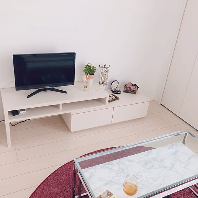 雑貨/一人暮らし/大理石調インテリアシート/観葉植物/ニトリ...などのインテリア実例 - 2019-05-03 14:13:37