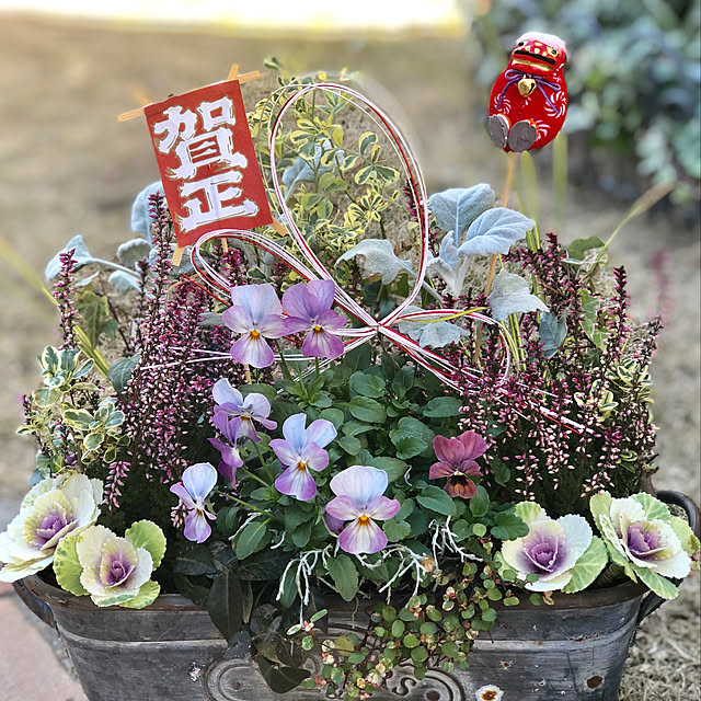 牡丹白蝶』 お正月壁掛けブーケ 限定品 物々しい