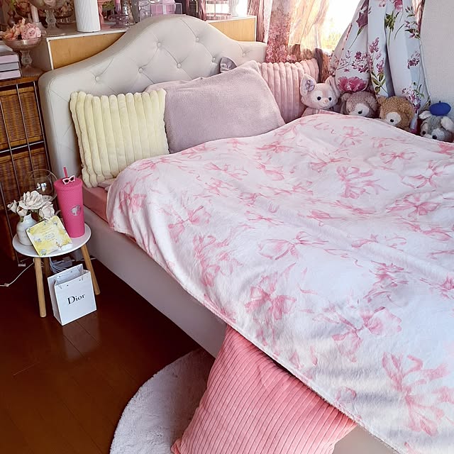 ベッド周り/くつろぎ空間/みなさんのお家のこだわりに感心しています/皆さんの魅せ方に感心しています✧/いいね!フォローありがとうございます✧...などのインテリア実例 - 2025-03-23 20:14:22