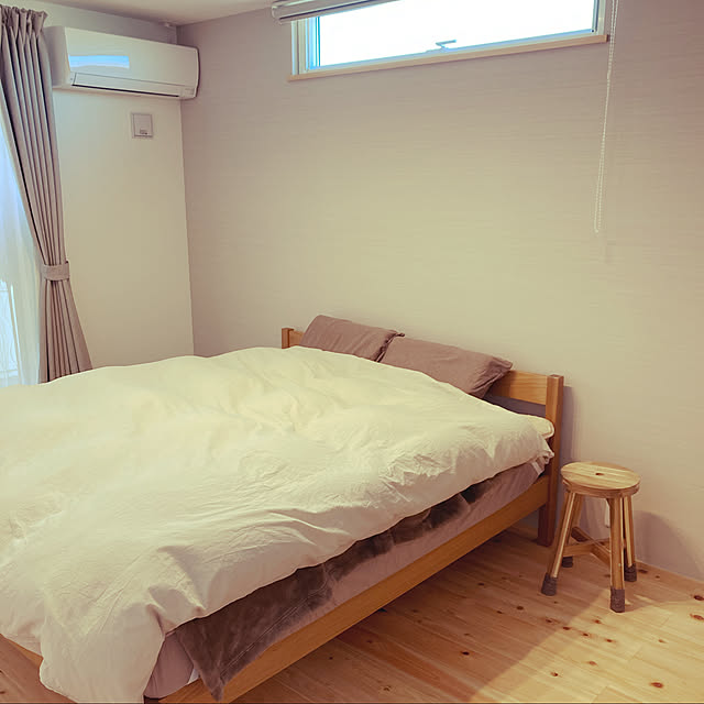 ロールカーテン/寝室インテリア/ベージュ/IKEA/無印良品...などのインテリア実例 - 2022-03-19 09:00:52