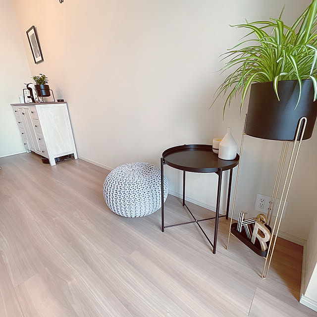 doriの-【閉店セール!！】フラワースタンド 室内 プランタースタンド おしゃれ アイアン プランター スタンド 2段 玄関 観葉植物 台 収納 ゴールド 花台 スリム 5号 鉢 カバー フラワー ラック 花 植木鉢 置き 棚 鉢カバー 縦長 白 ホワイト 黒 ピの家具・インテリア写真