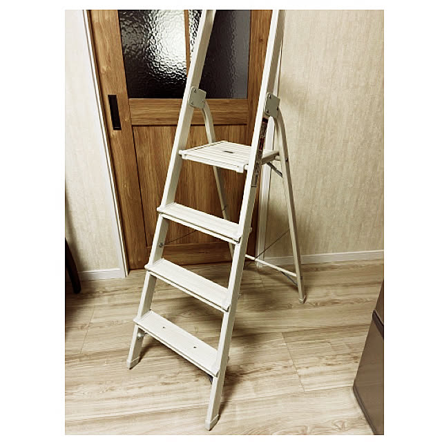 折りたたみ脚立/めちゃくちゃ軽い脚立/天井にも手が届く/白木調/my脚立...などのインテリア実例 - 2021-06-19 10:02:33