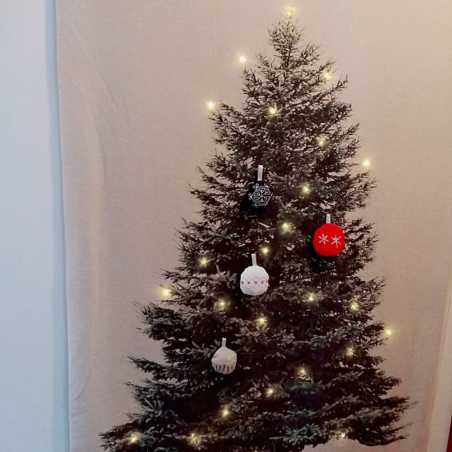 ベッド周り/クリスマス/サリュ/DIY女子/100均大好き...などのインテリア実例 - 2023-11-26 16:12:26