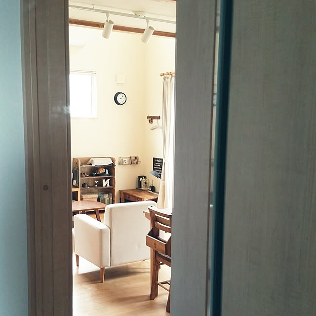 部屋全体/DIY/収納棚/チャーチチェア/骨董品...などのインテリア実例 - 2017-04-28 08:49:06