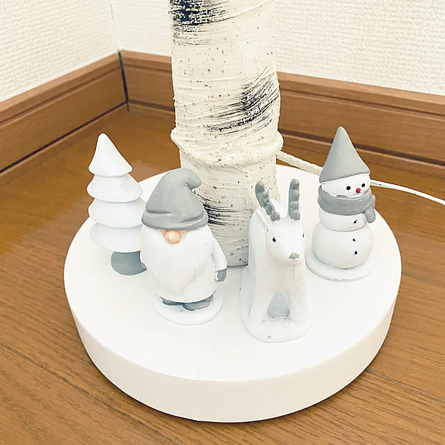 クリスマスツリー/ダイソー/クリスマス/100均/リビングのインテリア実例 - 2021-12-22 12:44:00