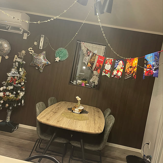 飾り付け/ダイニング/クリスマスディスプレイ/クリスマス/棚 ディスプレイ...などのインテリア実例 - 2020-12-25 00:32:13