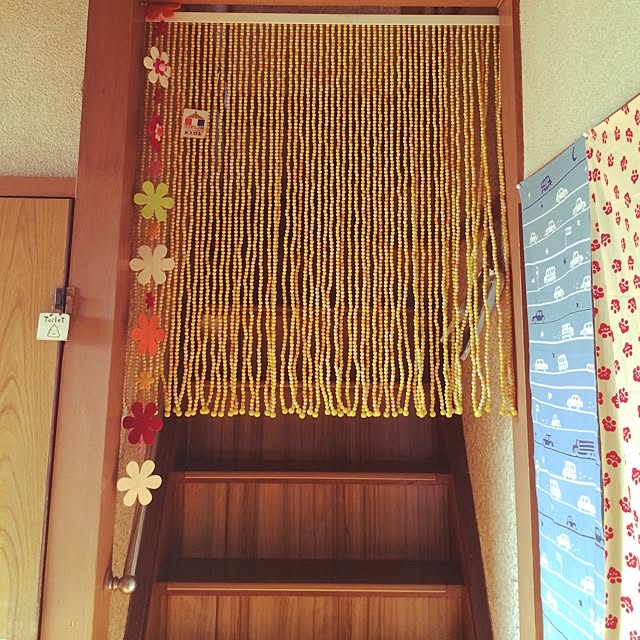 昭和レトロ ビーズのれんのおすすめ商品とおしゃれな実例 昭和レトロ ビーズのれんのおすすめ商品とおしゃれな実例