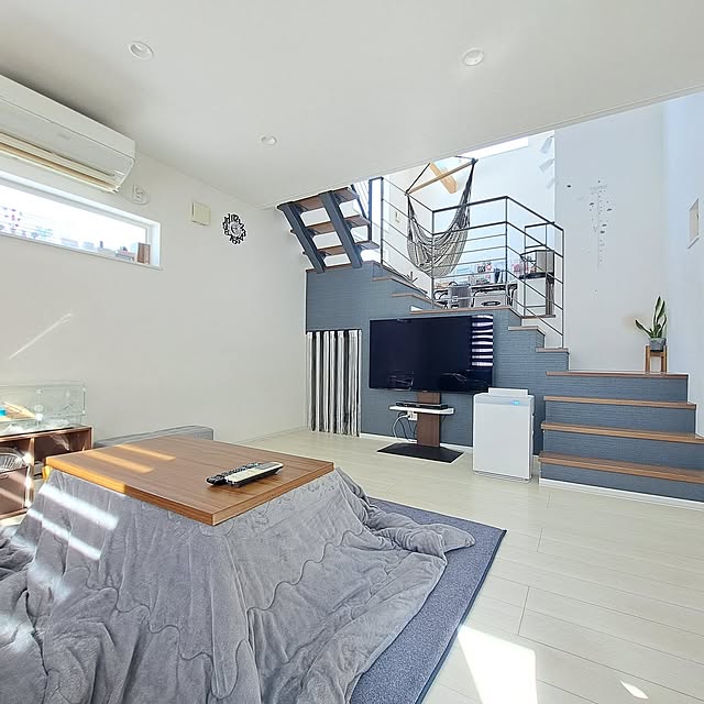 部屋全体/お気に入りの場所/シンプルモダン/シンプルインテリア/子どもと暮らす...などのインテリア実例 - 2025-04-07 11:13:34
