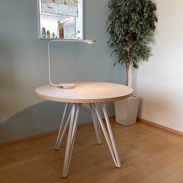 KANADEMONO THE CAFE TABLE / リノリウム White Steel KANADEMONO THE CAFE TABLE / リノリウム White Steel