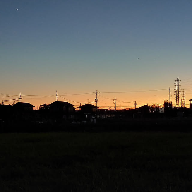 お部屋でなくてスミマセン/夕焼けの空/2021.10.15/机のインテリア実例 - 2021-10-16 10:34:56