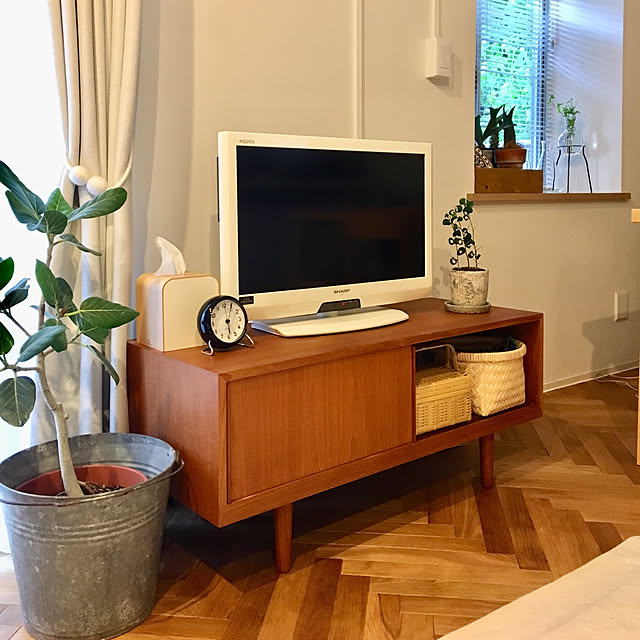 訳ありアウトレット品】Blade-handle テレビボード☆北欧 訳ありアウトレット品】Blade-handle テレビボード☆北欧