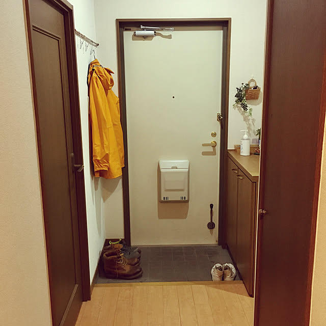 突っ張り棒/狭い玄関/賃貸でも楽しく♪/賃貸でも諦めない！/玄関/入り口のインテリア実例 - 2022-01-16 23:12:04