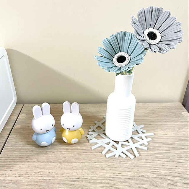 Hana | Gerbera daisy made from air dry clay🌸 粘土で作る