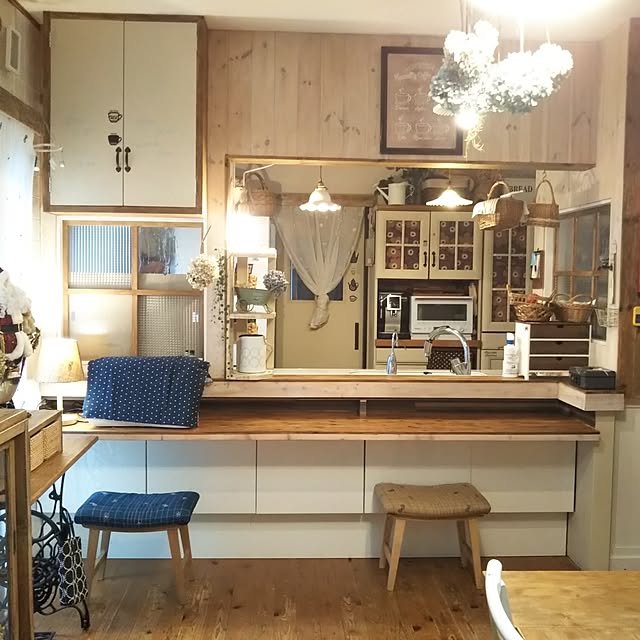 キッチン/一番好きな場所/ミルクシェード/ミナペルホネン/カフェ風インテリア...などのインテリア実例 - 2023-10-20 06:39:37