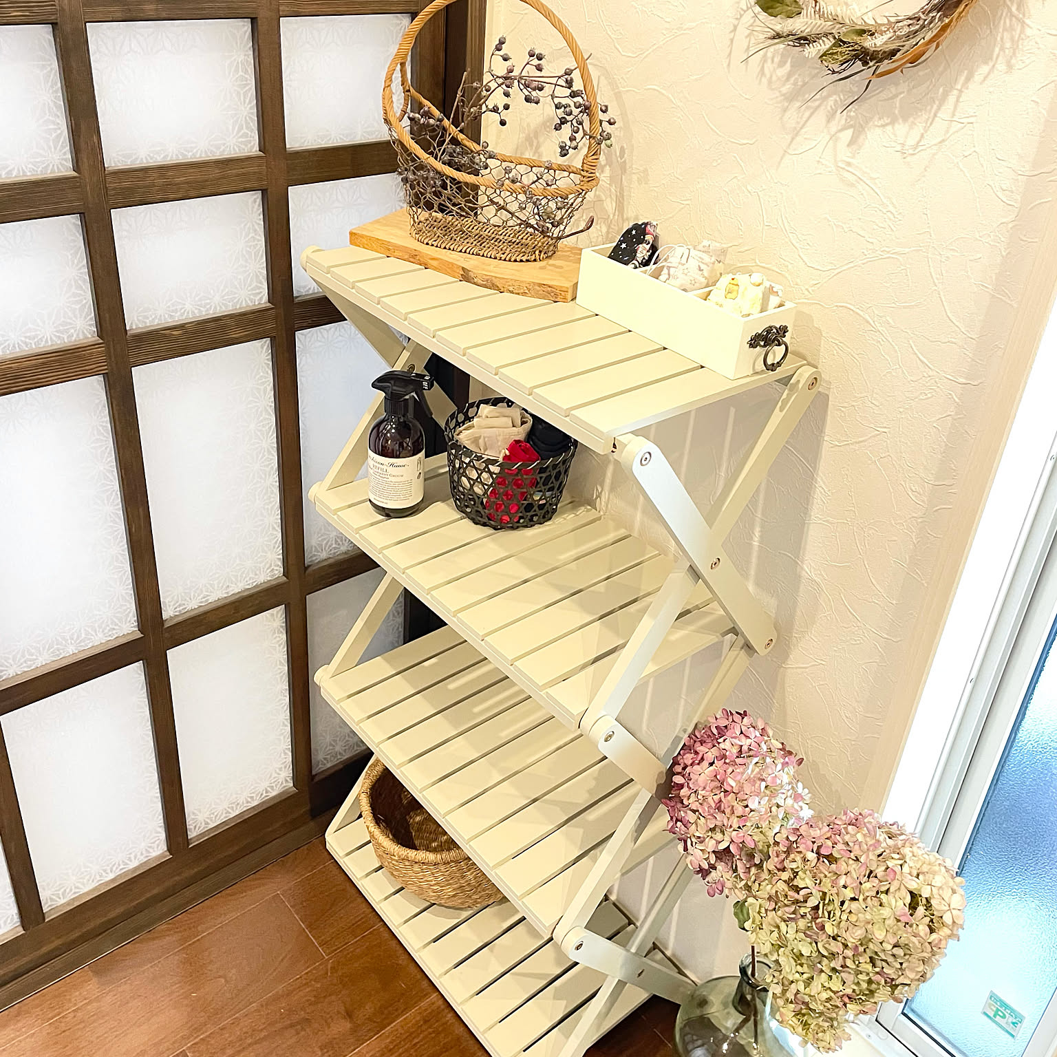 玄関 入り口 Diy 靴箱下収納 ナフコdiy ステンシルしたい などのインテリア実例 04 01 22 03 07 Roomclip ルームクリップ