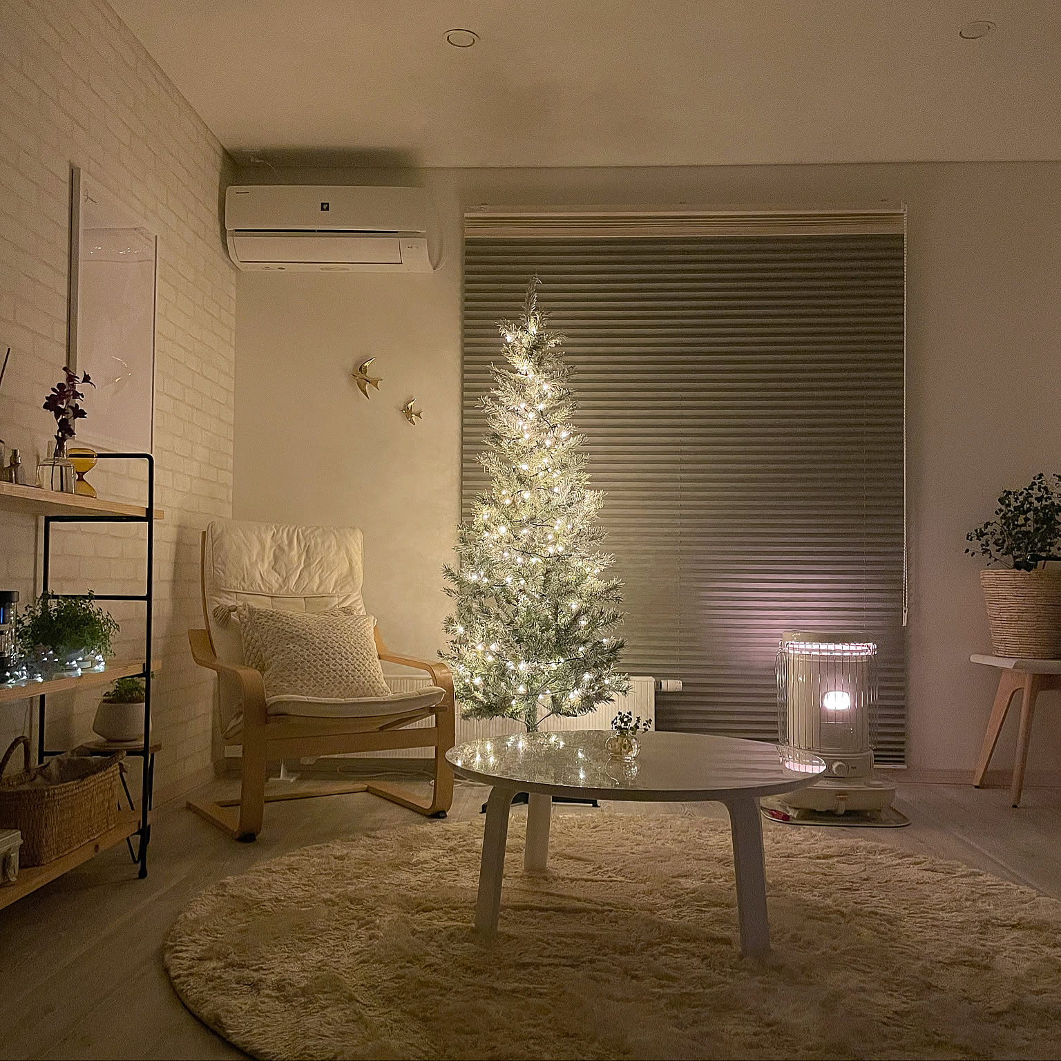 クリスマスインテリア クリスマスツリー クリスマス 北欧インテリア 海外インテリア などのインテリア実例 22 12 01 08 14 10 Roomclip ルームクリップ