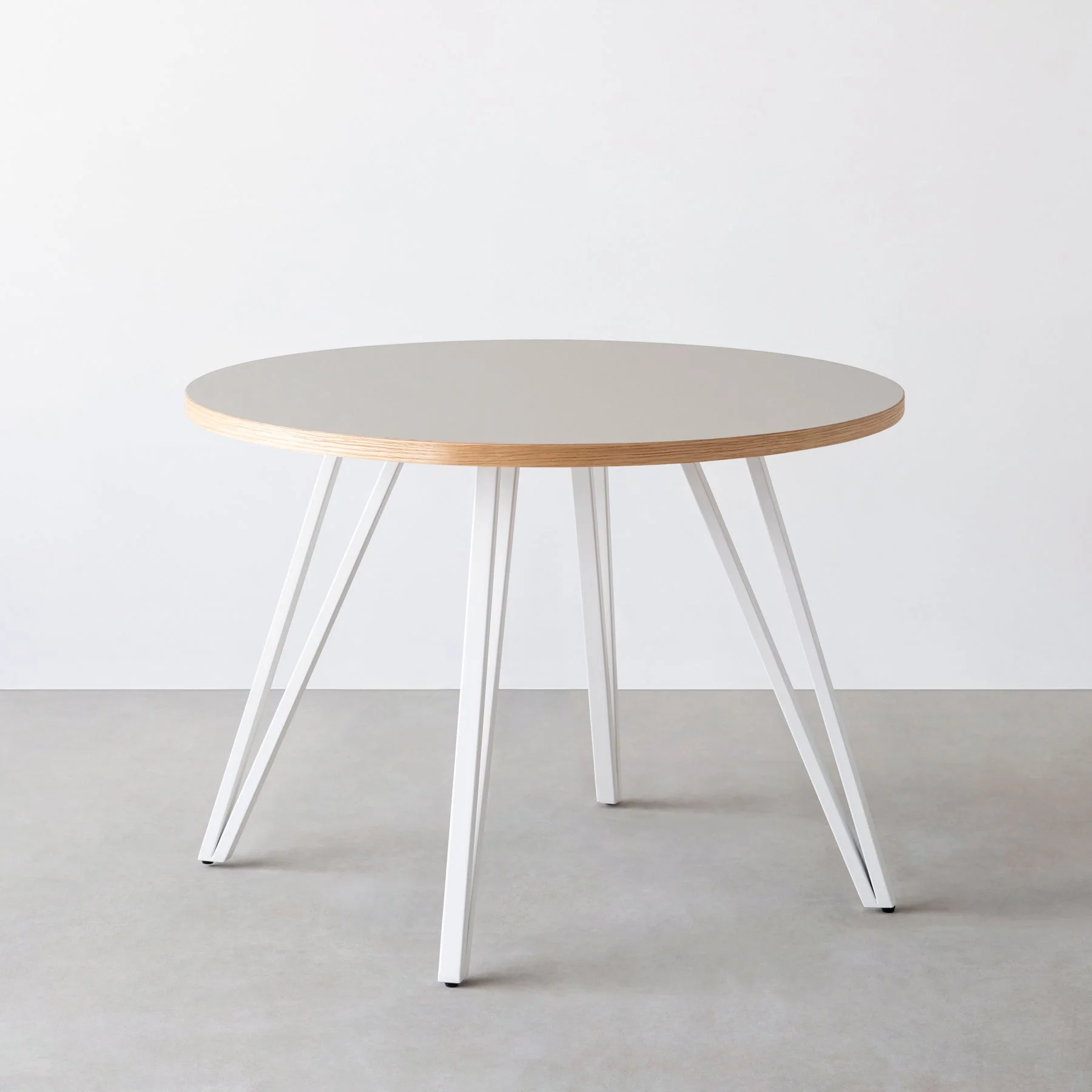 規格」よりも「あなたの暮らし」に寄り添うラウンドテーブル THE CAFE