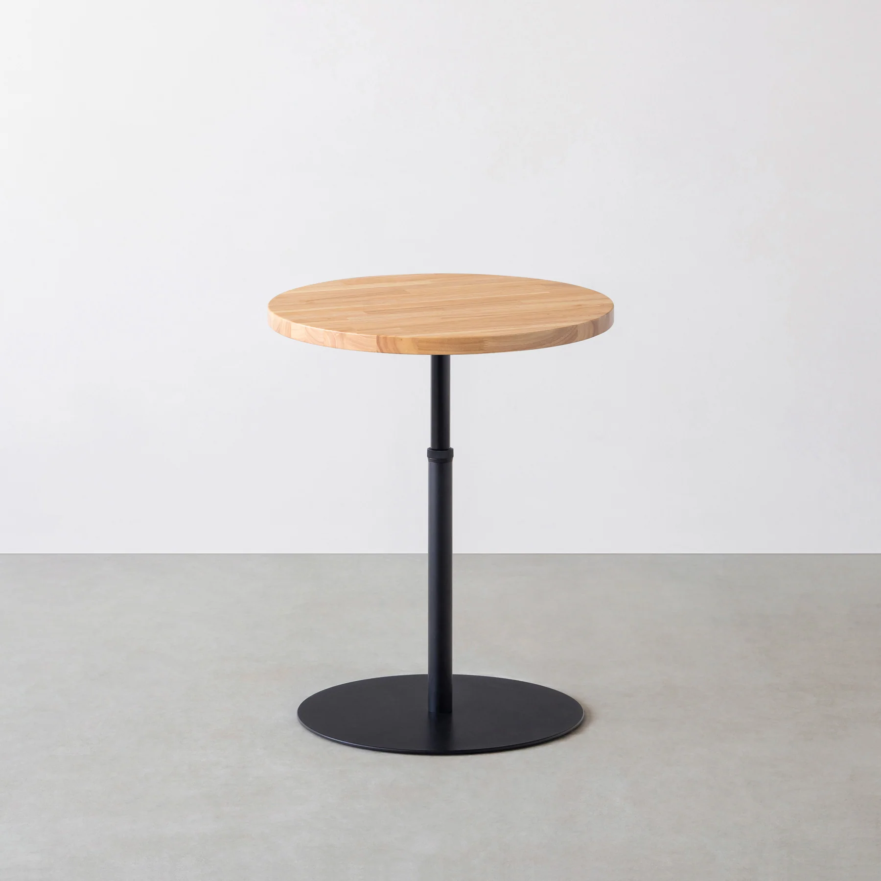 規格」よりも「あなたの暮らし」に寄り添うラウンドテーブル THE CAFE