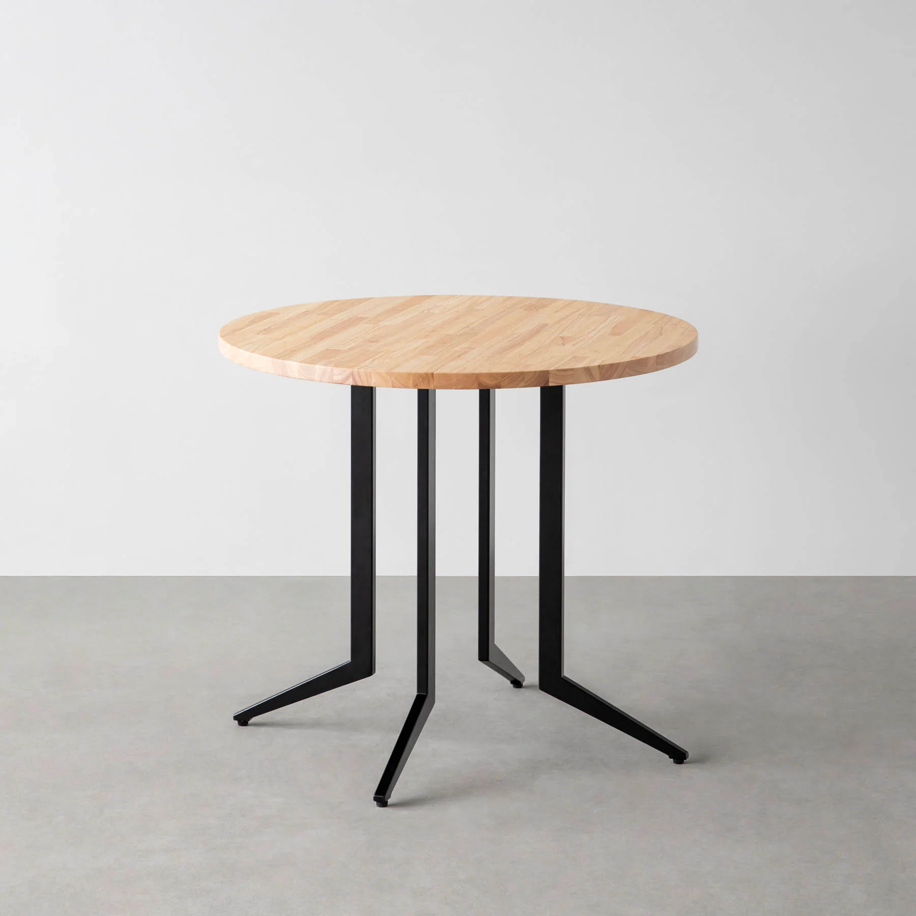 規格」よりも「あなたの暮らし」に寄り添うラウンドテーブル THE CAFE