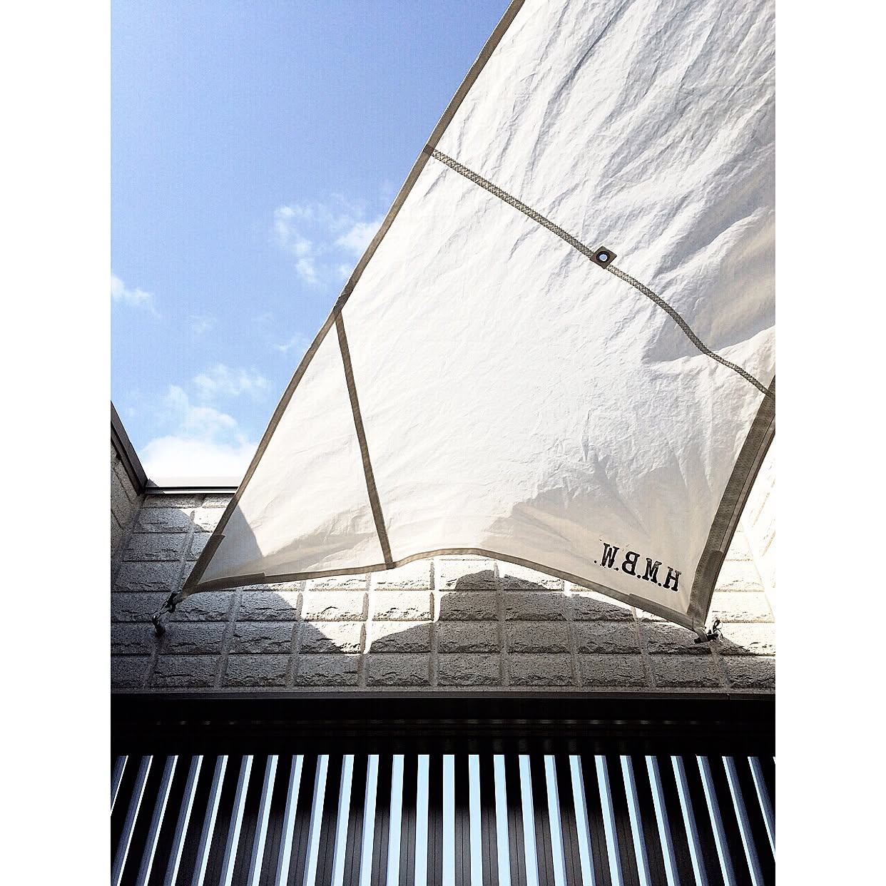 夏を涼しく過ごすための日よけ、オーニング&シェード実例