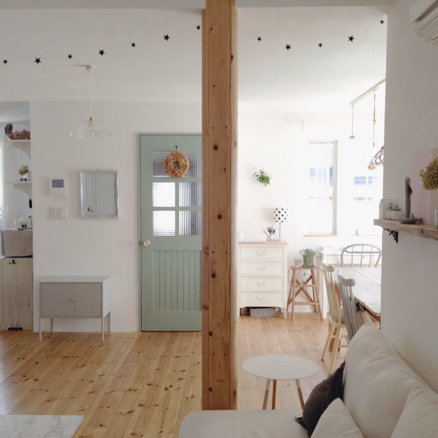 寝転がりたい気持ちよさ！床をサラサラに保つためのヒント