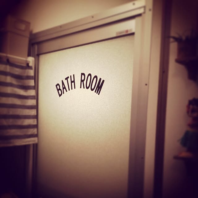 Lukiさんのバスルームのドア