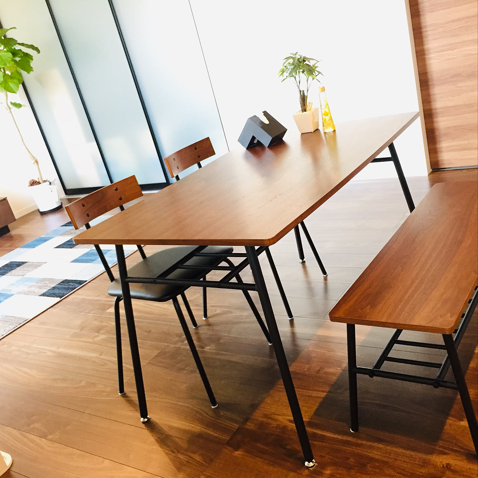 お気に入りがきっと見つかる！ニトリのダイニングテーブル