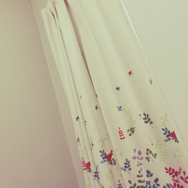 megさんの寝室カーテン